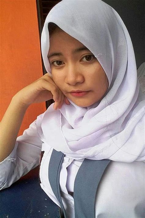 cewek jilbab ngentot|Jilbab Indonesia Jago Ngentot: Cumswap Amateur Porn feat ...